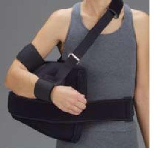 DeRoyal Hospital Grade Shoulder Abduction Pillow * Foam, M * 1 Per EA Three-D  Brand 11650006 - Home Health Superstore